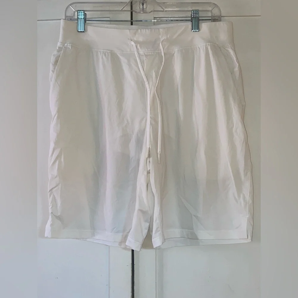 Lululemon T.H.E. Short 9